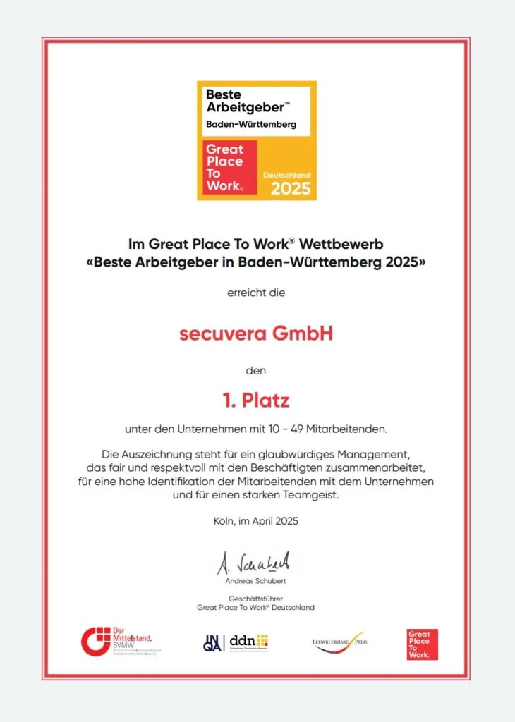 Urkunde: 1. Platz für die secuvera GmbH im Wettbewerb „Beste Arbeitgeber in Baden-Württemberg 2025“, 10 bis 49 Mitarbeitende